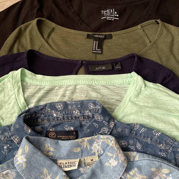 6 item bundle size small/medium - Picture 2 of 8